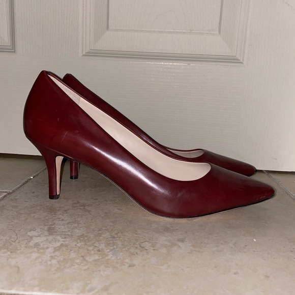 Cole Hann burgundy shoes 👠 - Picture 3 of 6